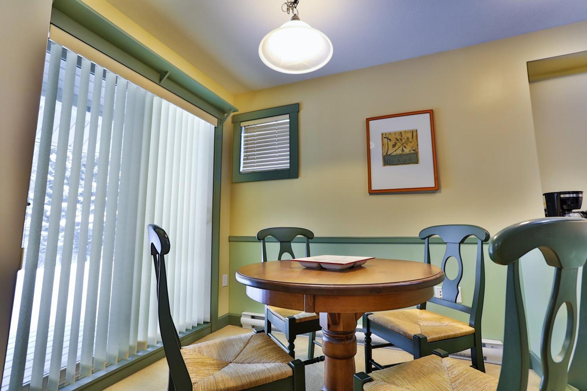 Aurora Townhomes By Stayin Panorama Room photo