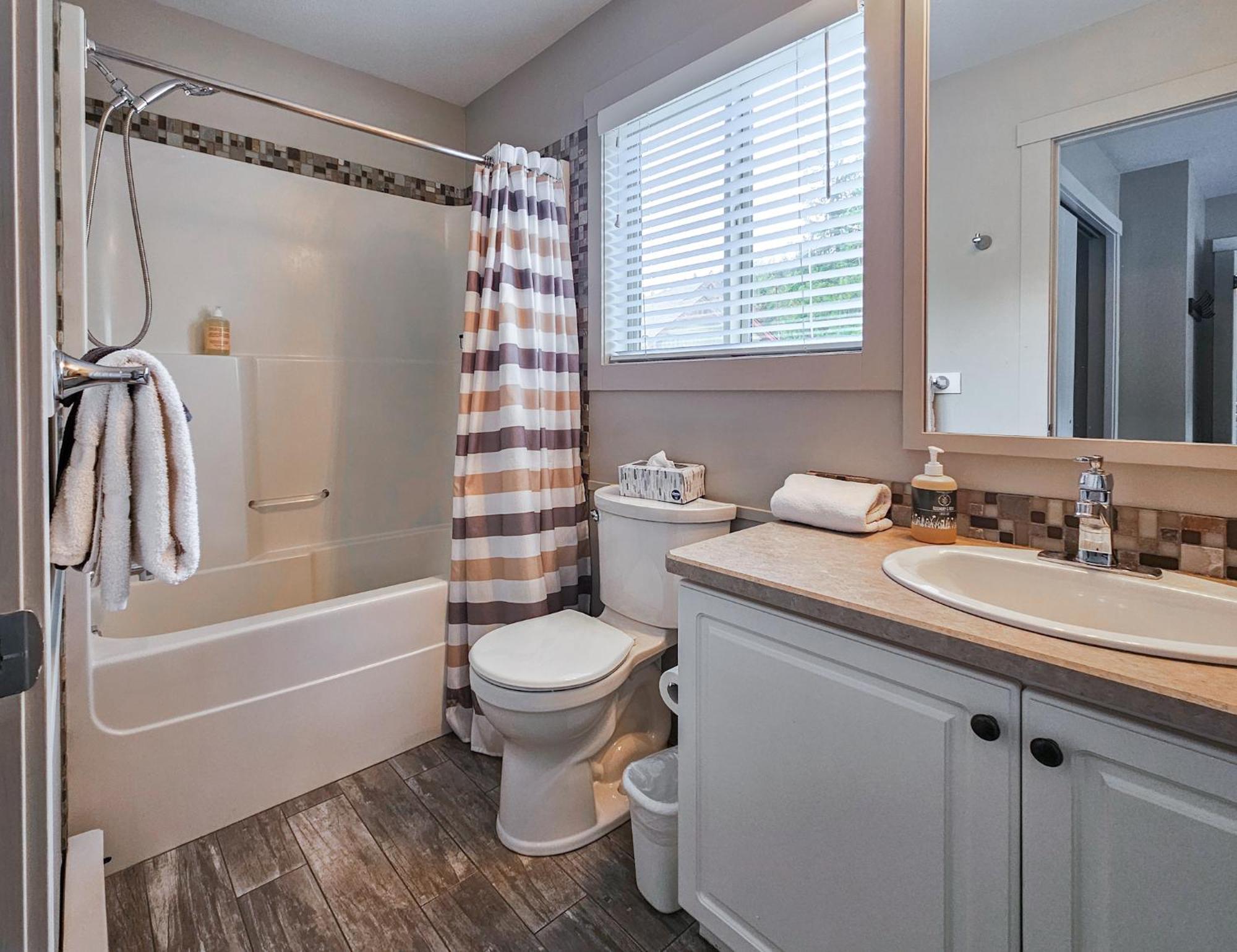 Aurora Townhomes By Stayin Panorama Room photo