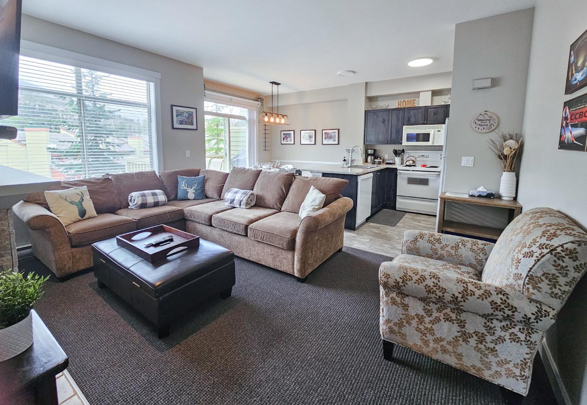 Aurora Townhomes By Stayin Panorama Room photo