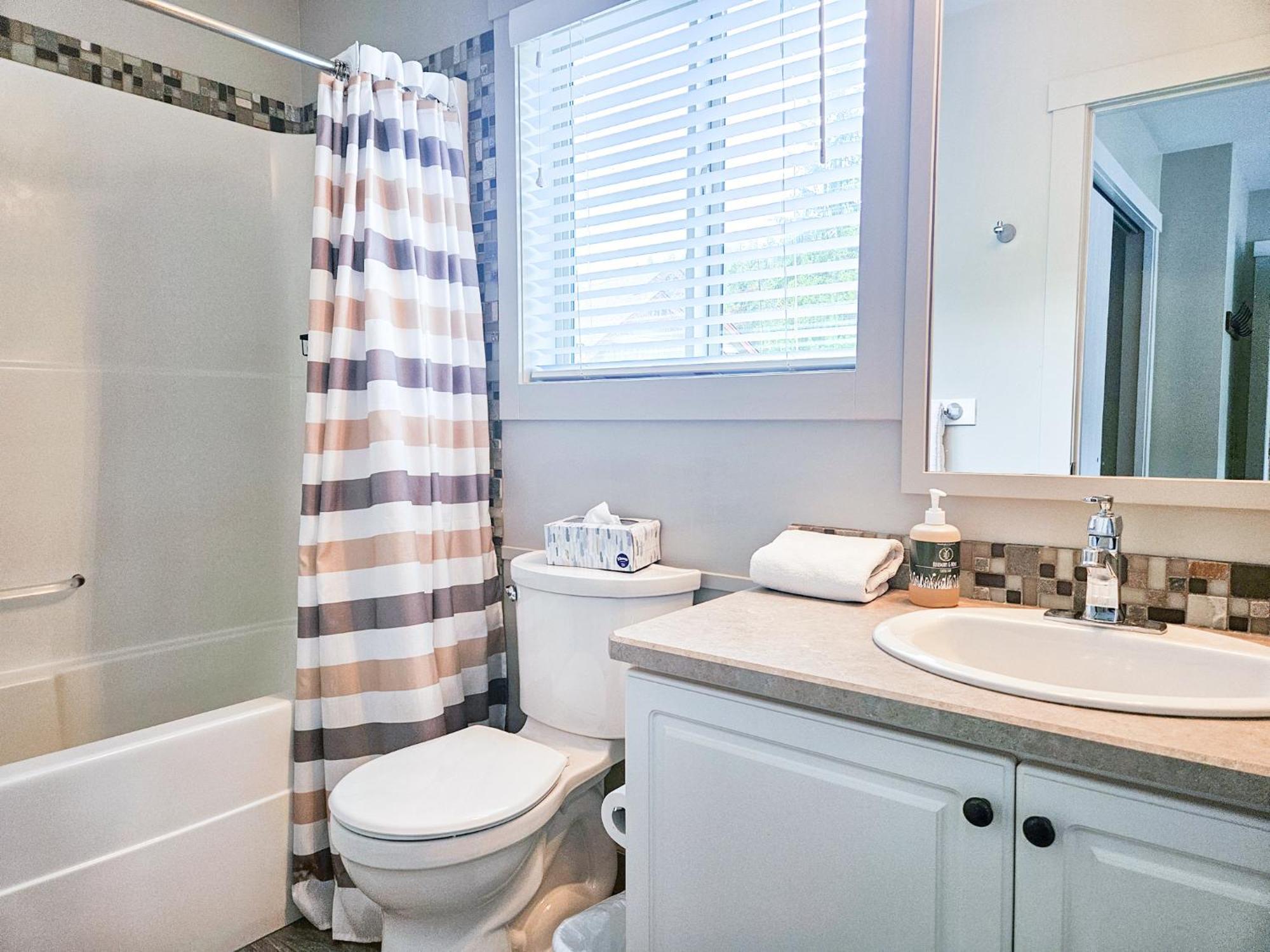 Aurora Townhomes By Stayin Panorama Room photo